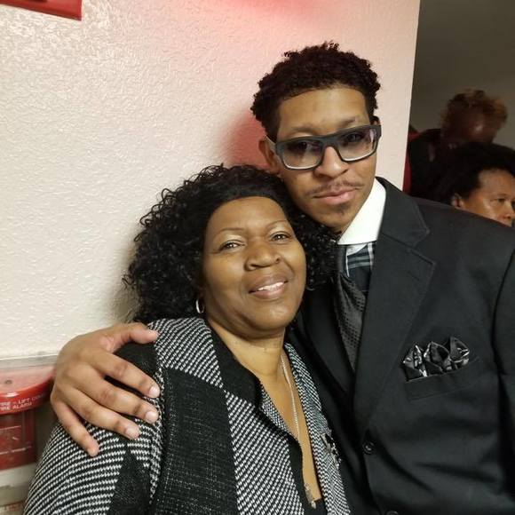 Meet your Posher, Laccina - Picture 1 of 1